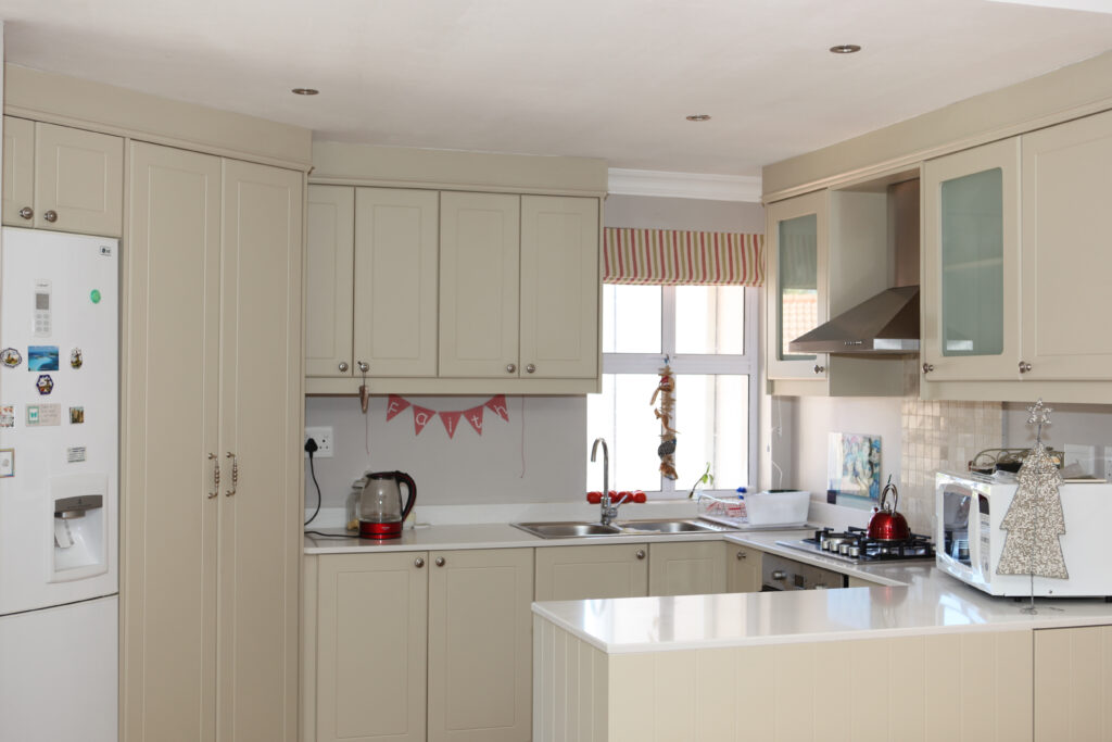 Modern-kitchen